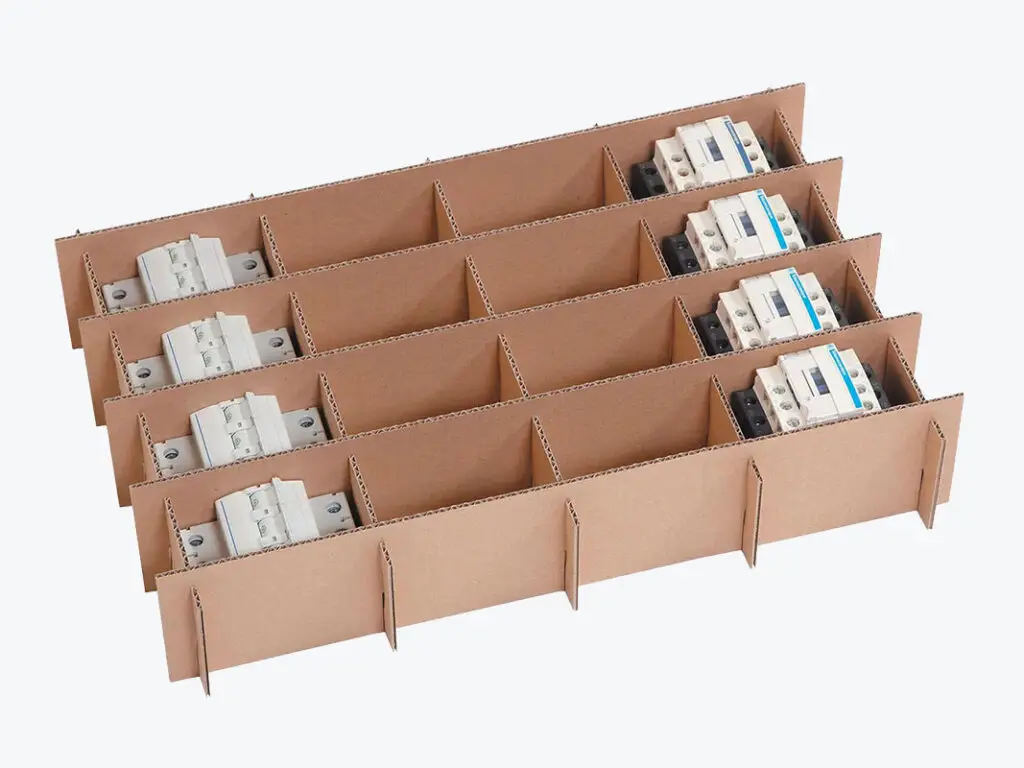 Skupinové obaly - 14 Skupinový obal na jističe - kartonová mřížka