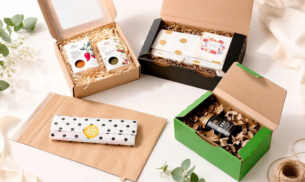 Servisbal domovská stránka - rozbalovani unboxing koláž